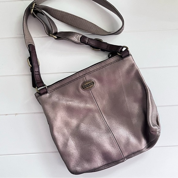Fossil Cross Body Bag - Picture 2 of 5